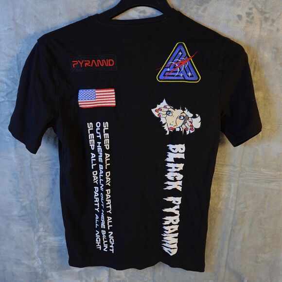 Black Pyramid Shirt Mens Large Black Graphic Patch Tee Car Design Streetwear - Picture 7 of 13